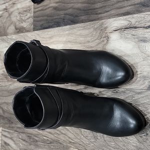 Black Boots